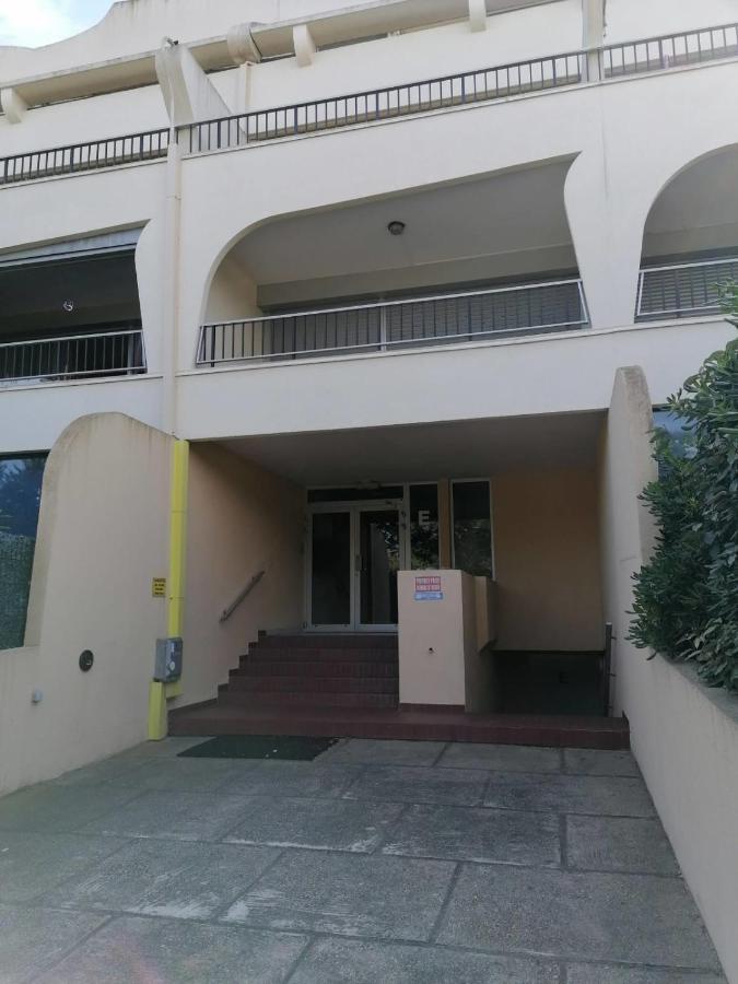 40M With Terrace In A Residence With Pool Le Grau-du-Roi Buitenkant foto