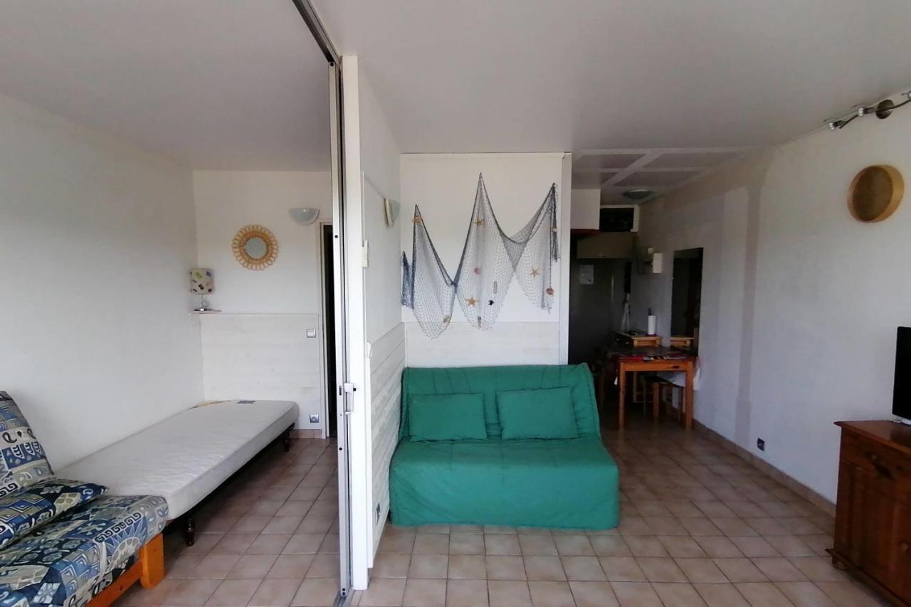 40M With Terrace In A Residence With Pool Le Grau-du-Roi Buitenkant foto